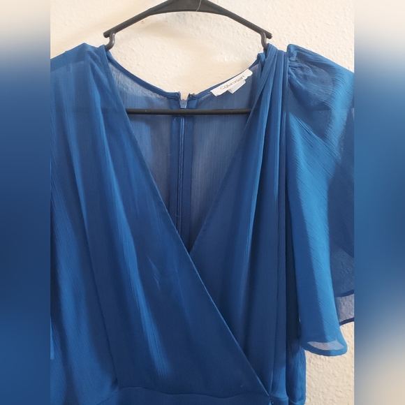 Calvin Klein Faux Wrap with Ruffles Short Sleeve Dress, Size 4 - Picture 6 of 13